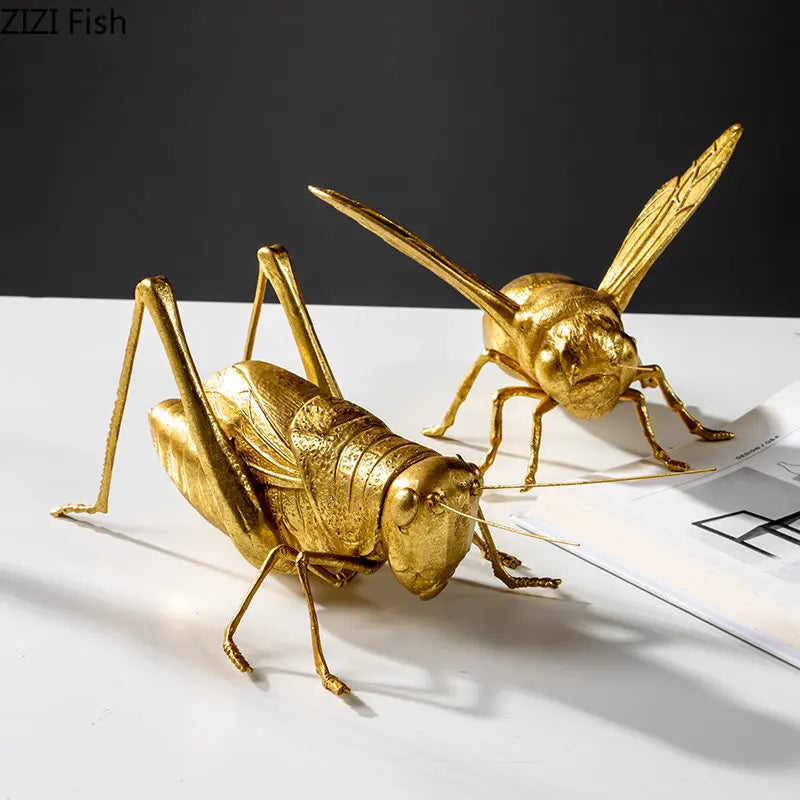 Mantis/Cricket Golden Insect Statue Desk Decoration Honeybee Sculpture Simulated Insect Ornaments Living Room Furnishings