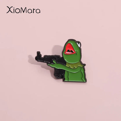 Creative Frog Love Sniper Lapel Pin Anime Games Badge Enamel Pins for Hats Clothes Backpacks Decoration Jewelry Accessories Gift