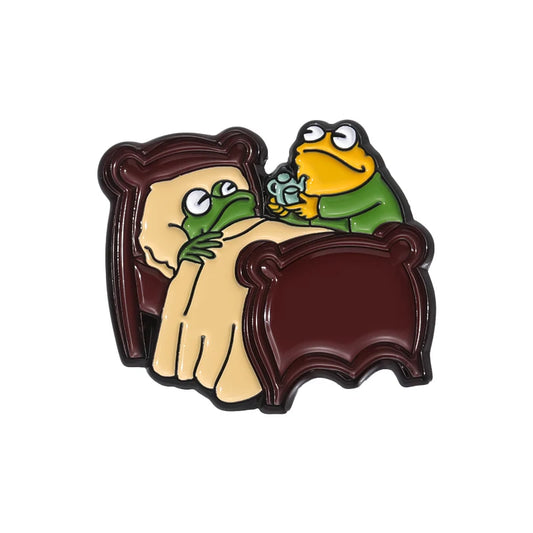 Frog and Toad Enamel Pins Couple Skiing by Boat Park Dating Brooches Lapel Badges Cartoon Animal Jewelry Gift for Lover Friends